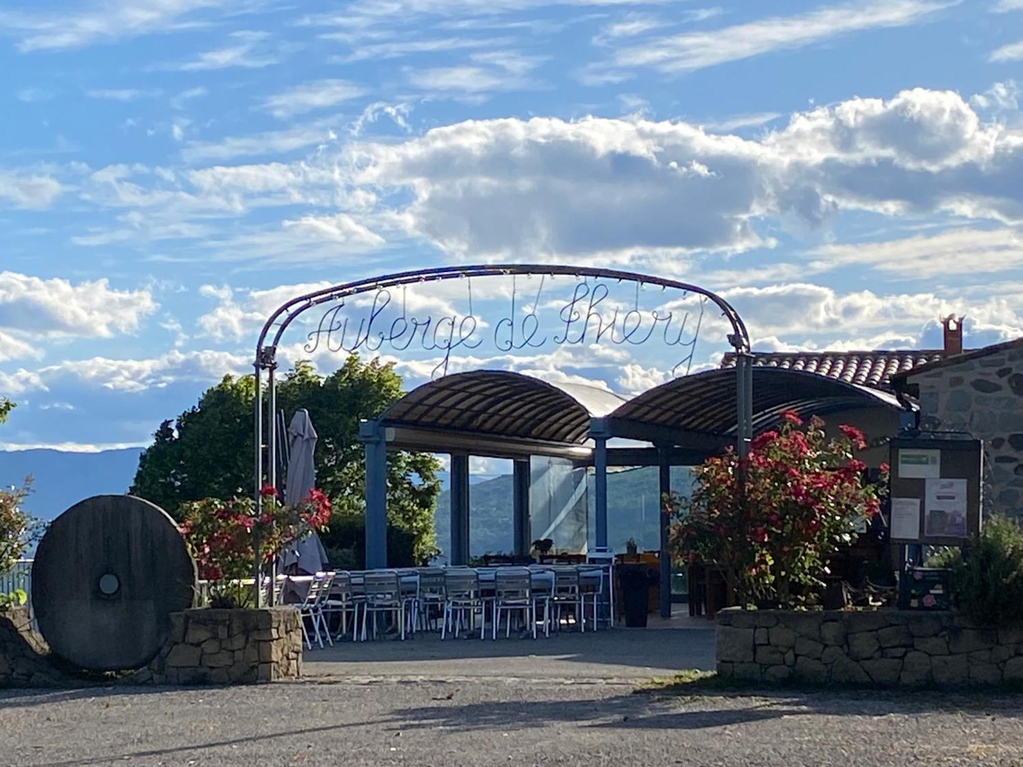 Hotel De Thiery